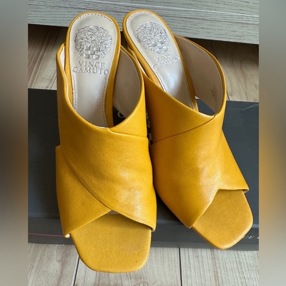 VC Mules - Picture 2 of 4